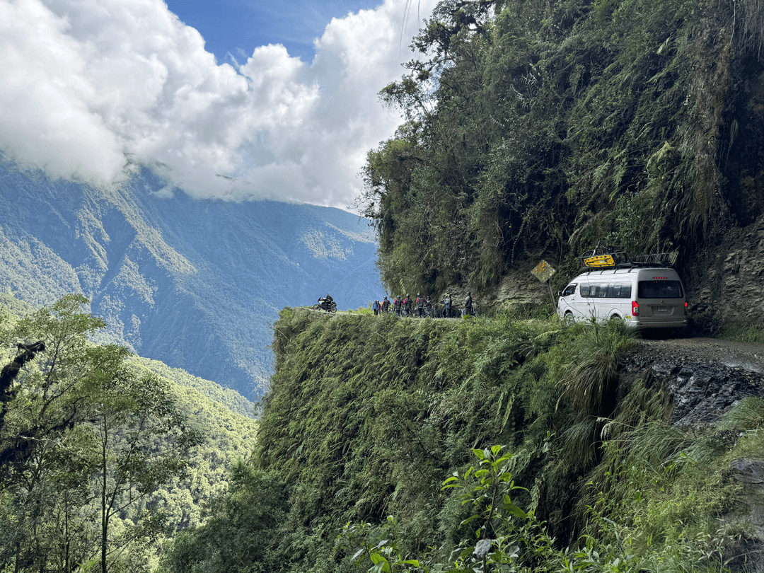 bus on cliff tight